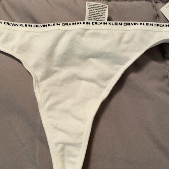 Lot of 3 thong undies. New with tags. Size M - Picture 10 of 11